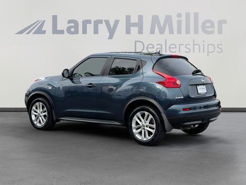 Used 2011 Nissan Juke SV FWD image 3