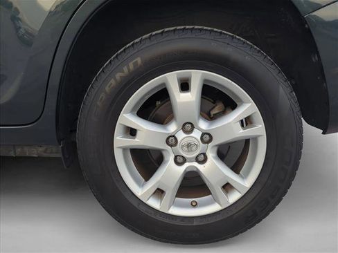 Used 2012 Toyota RAV4 FWD w/ Upgrade Value Pkg image 6