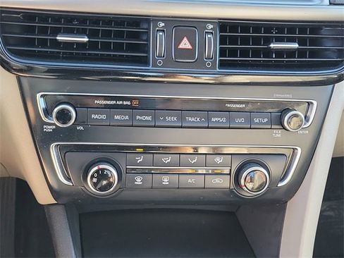 Used 2018 Kia Optima LX image 10