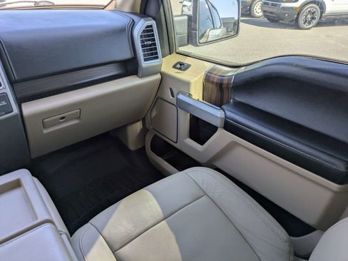 Used 2015 Ford F150 Lariat RWD image 25
