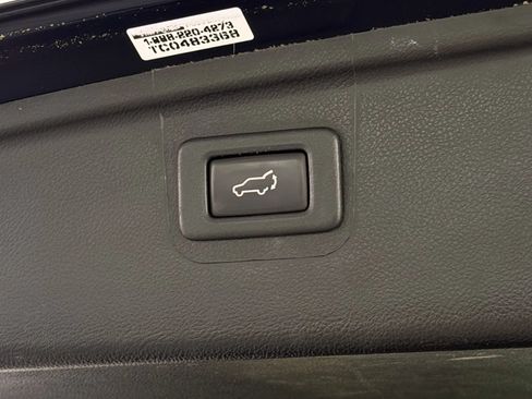 Used 2018 Subaru Outback 2.5i Limited AWD/4WD image 21