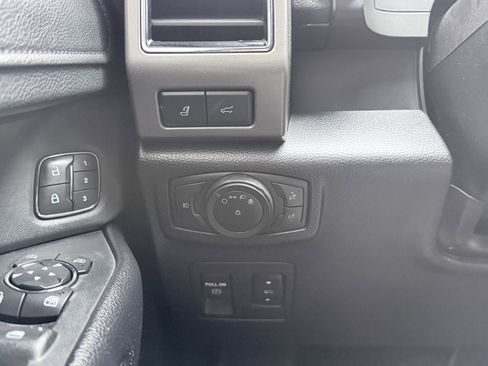 Used 2018 Ford Expedition Max XLT w/ Equipment Group 202A RWD image 68