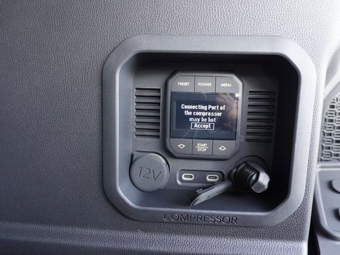 New 2025 Toyota 4Runner Trailhunter image 17