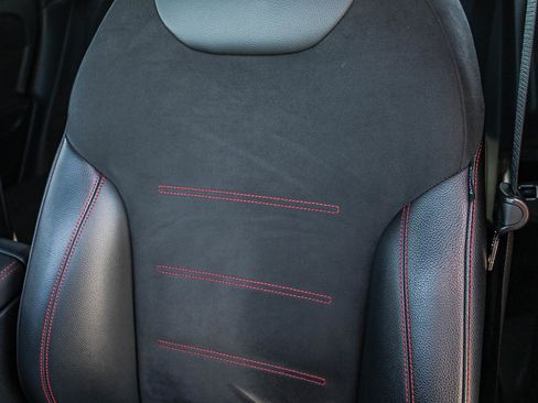 Certified 2022 Mercedes-Benz GLA 250 4MATIC image 25