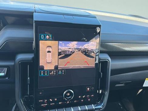 New 2026 GMC Yukon XL AT4 w/ AT4 Premium Package AWD/4WD image 16