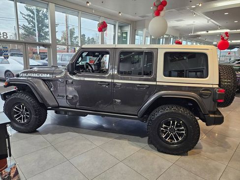 New 2026 Jeep Wrangler Unlimited Rubicon AWD/4WD image 4