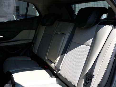 Used 2018 Buick Encore Preferred image 36