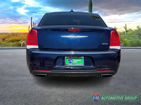Used 2016 Chrysler 300 Limited RWD image 6