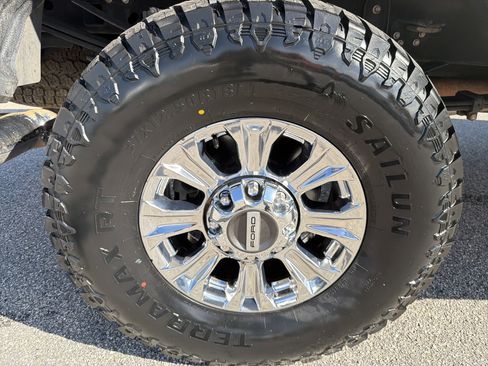 Used 2019 Ford F250 XLT w/ XLT Premium Package image 27