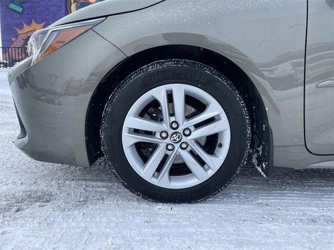 Used 2019 Toyota Corolla SE image 9