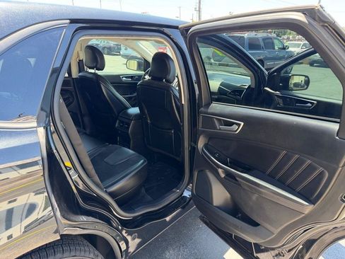 Used 2015 Ford Edge Sport w/ Equipment Group 401A FWD image 8