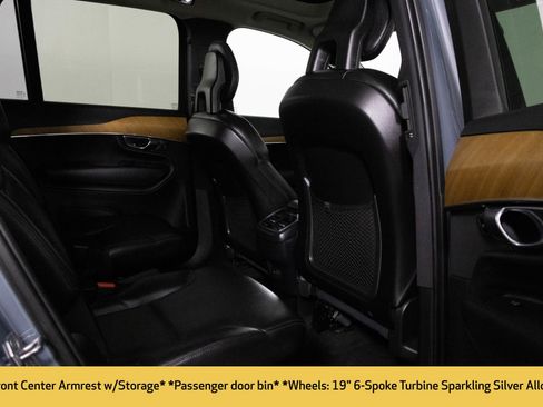 Used 2021 Volvo XC90 T6 Momentum w/ Protection Package image 41