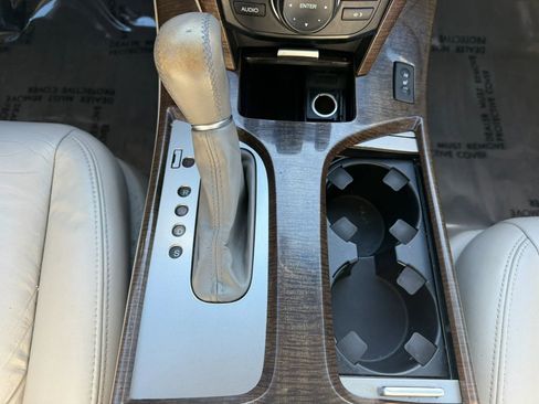 Used 2012 Acura MDX w/ Technology Package AWD/4WD image 18