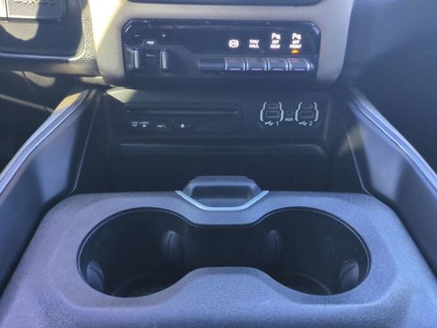 Used 2019 RAM 2500 Laramie image 21