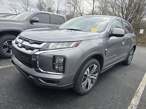 Used 2024 Mitsubishi Outlander Sport AWD image 3