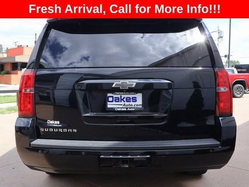 Used 2015 Chevrolet Suburban LT w/ Luxury Package AWD/4WD image 5