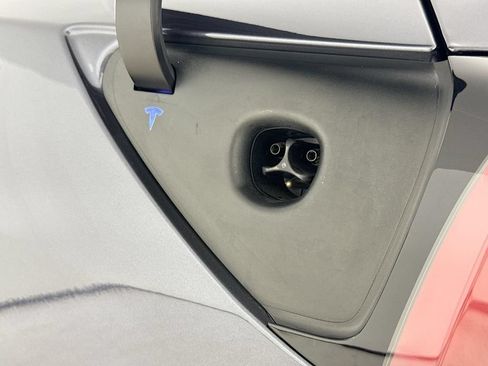 Used 2023 Tesla Model 3 Standard Range RWD image 26