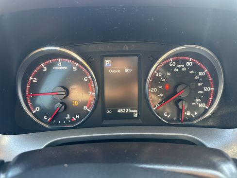 Used 2017 Toyota RAV4 SE w/ Power Extra Value Package AWD/4WD image 11