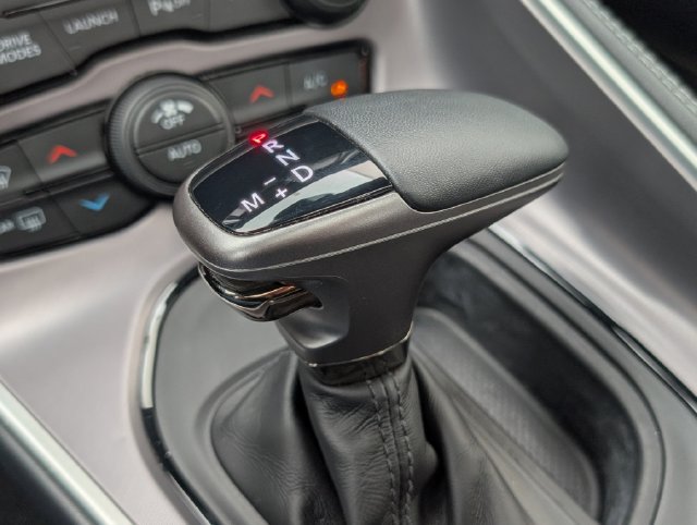 Used 2022 Dodge Challenger R/T Scat Pack RWD image 21