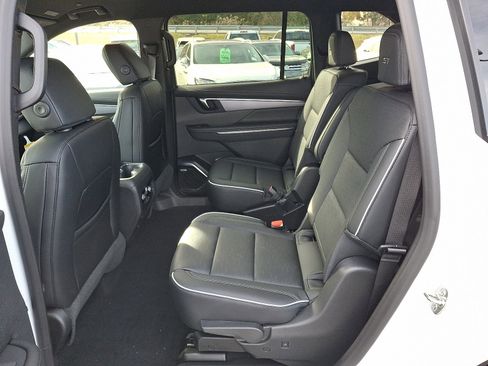 New 2026 Buick Enclave Sport Touring w/ Power Package image 5