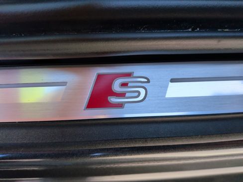 Certified 2022 Audi S6 Premium Plus image 38