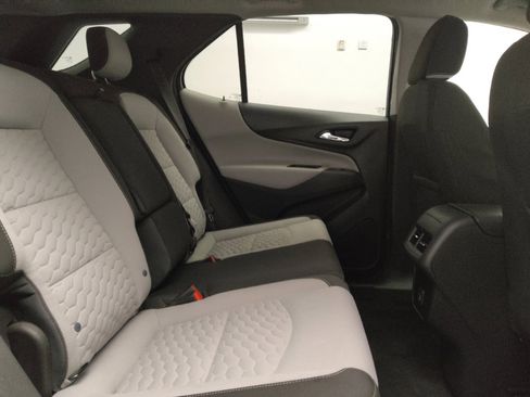 Used 2020 Chevrolet Equinox LT image 19