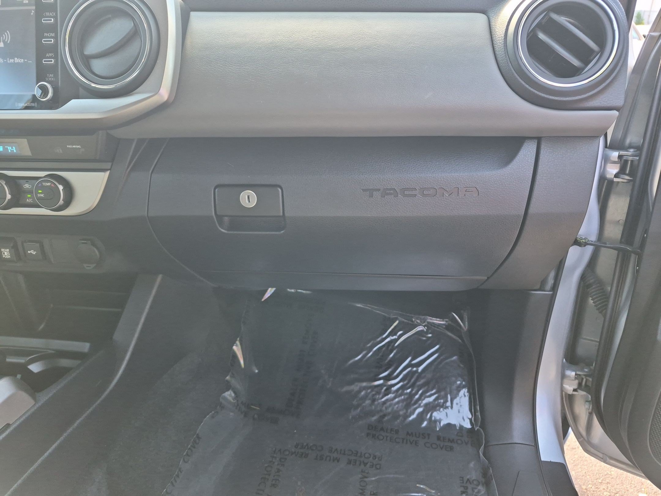 Used 2022 Toyota Tacoma SR5 w/ Technology Package AWD/4WD image 29