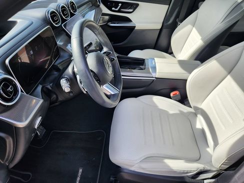 Certified 2024 Mercedes-Benz GLC 300 4MATIC image 9
