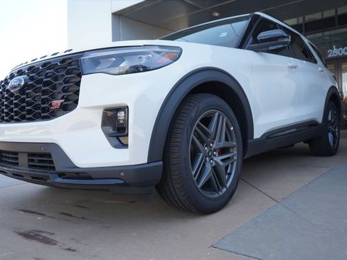 New 2026 Ford Explorer ST w/ Sun And Sound Package AWD/4WD image 5