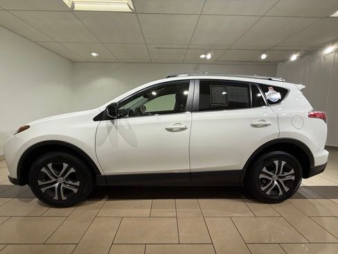 Certified 2017 Toyota RAV4 LE w/ Carpet Mat Package FWD image 2