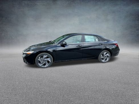 New 2025 Hyundai Elantra Limited image 10