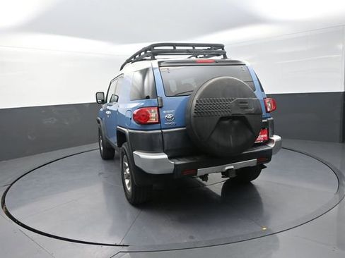 Used 2011 Toyota FJ Cruiser 4WD w/ Convenience Pkg image 51