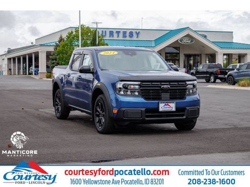 Used 2024 Ford Maverick Lariat w/ Black Appearance Package FWD image 1