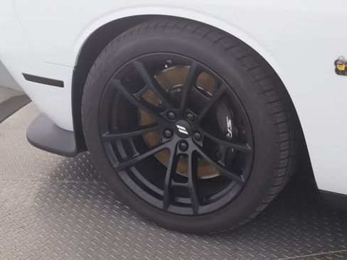 Used 2021 Dodge Challenger R/T Scat Pack w/ Shaker Package RWD image 14