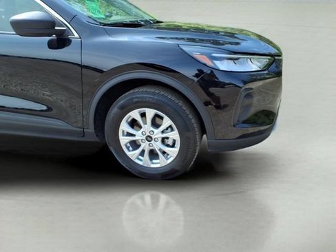 Certified 2024 Ford Escape Active w/ Tech Pack #1 AWD/4WD image 4