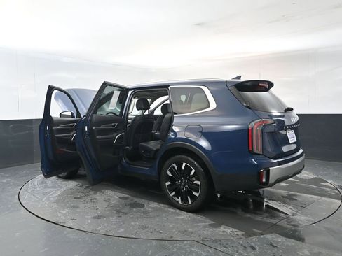 Used 2024 Kia Telluride SX image 32