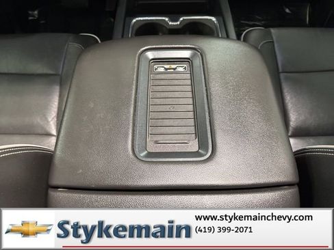 Used 2017 Chevrolet Silverado 1500 High Country image 8