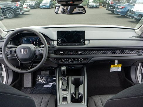 New 2025 Honda Accord SE image 16