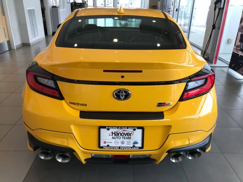 New 2026 Toyota GR86 YUZU Limited image 6