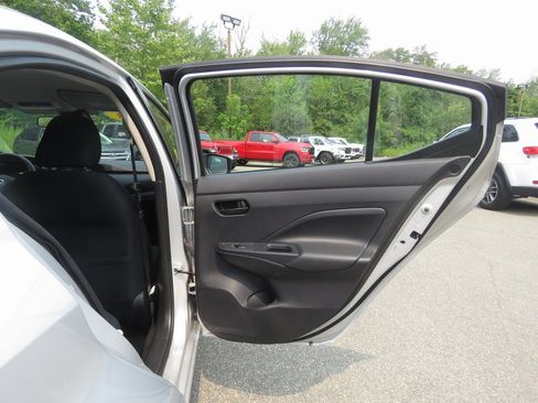 Used 2023 Nissan Versa S w/ S Plus Package image 16