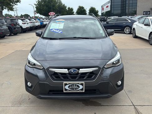 Used 2022 Subaru Crosstrek 2.5i Limited w/ Moonroof Package 2 AWD/4WD image 2