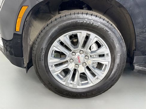 Used 2025 GMC Yukon Denali AWD/4WD image 38