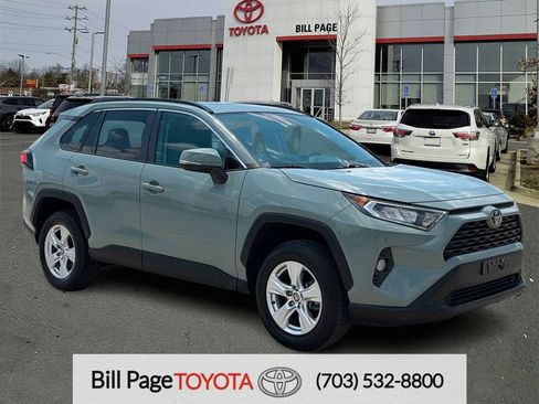Used 2021 Toyota RAV4 XLE w/ Convenience Package AWD/4WD image 1