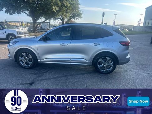 Used 2024 Ford Escape ST-Line w/ Tech Pack #1 FWD image 1