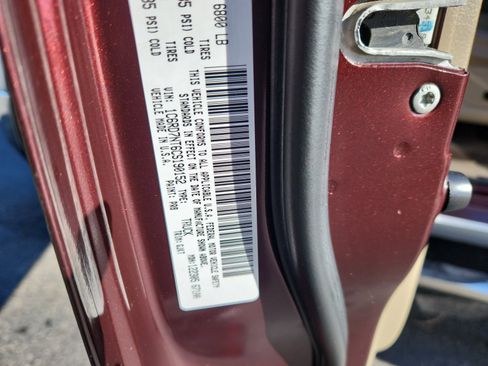 Used 2012 RAM 1500 Laramie image 25