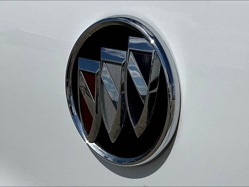 Used 2021 Buick Encore GX Select image 8