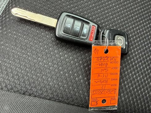 Used 2017 Honda HR-V LX image 32