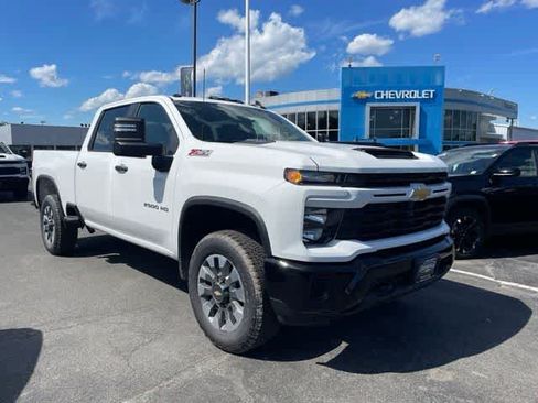 New 2026 Chevrolet Silverado 2500 Custom w/ Custom Convenience Package AWD/4WD image 1