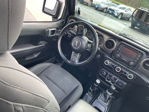 Used 2020 Jeep Wrangler Unlimited Sport S image 21