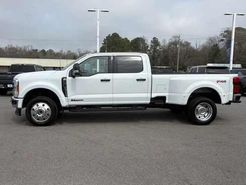 New 2026 Ford F450 XLT w/ 360-Degree Camera Package image 2